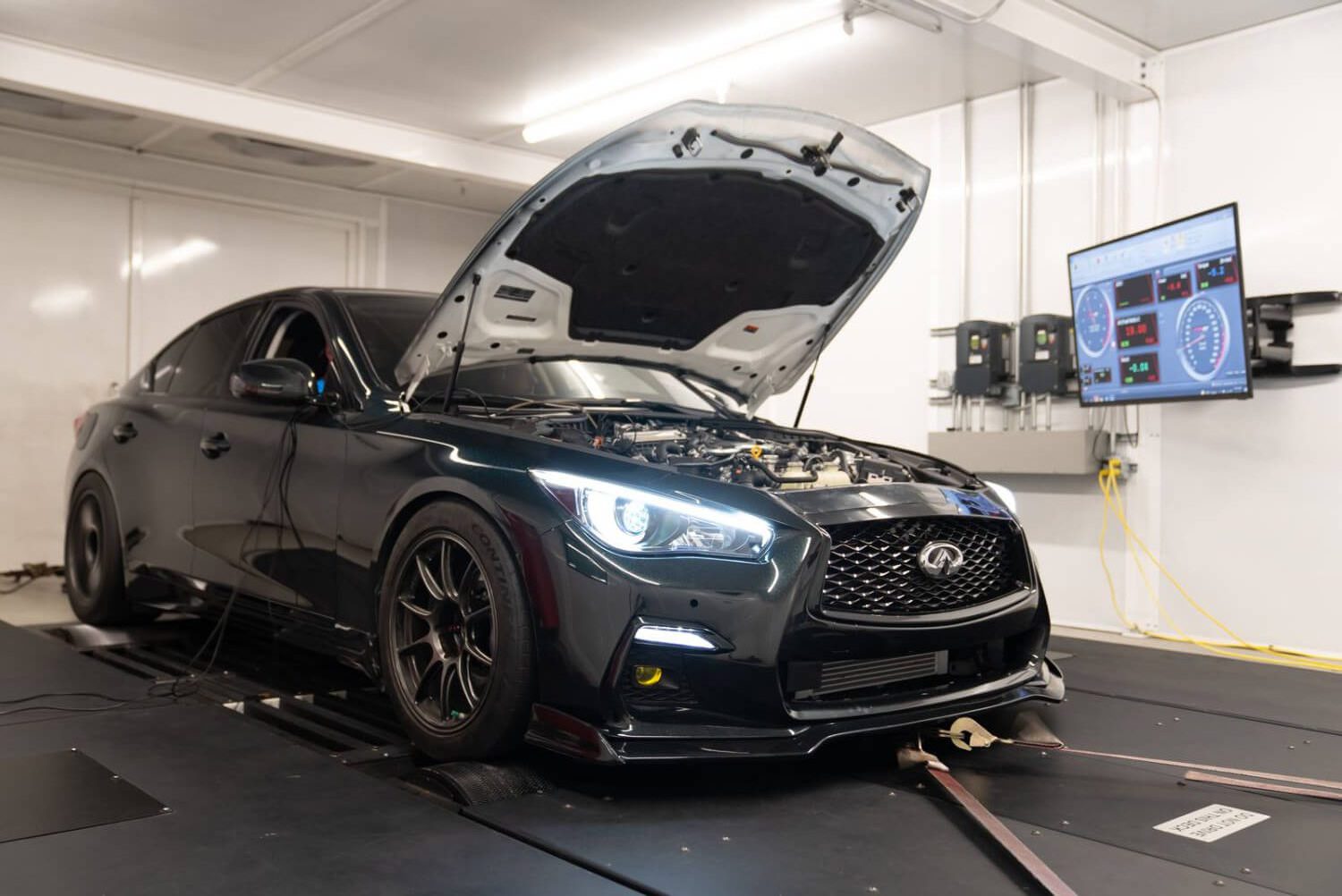 Infiniti Sedan Making a Dyno Pull